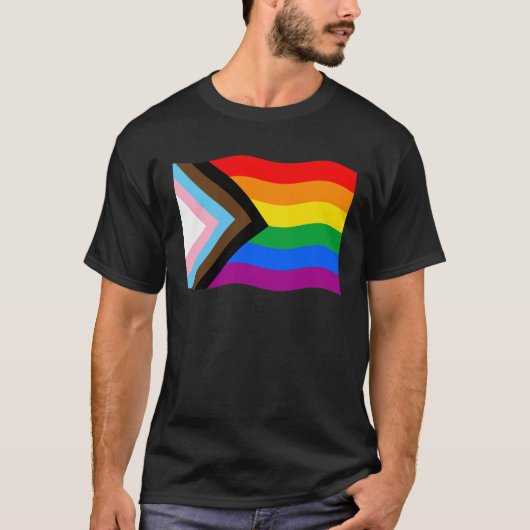 Golvend Progress Pride Vlag T-shirt (Voorkant)