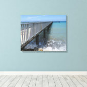 Golvende golven op kade-ontwerp canvas afdruk (Insitu (Houten vloer))
