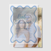 Golvende Modern Curvy Retro Stoffig Blauw Baby sho Vellum Uitnodigingen (Offset (Koppel))