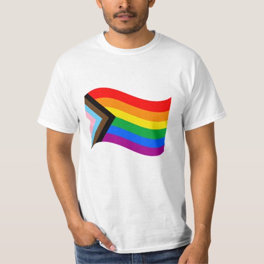 Golvende Progress Pride-vlag T-shirt (Voorkant)