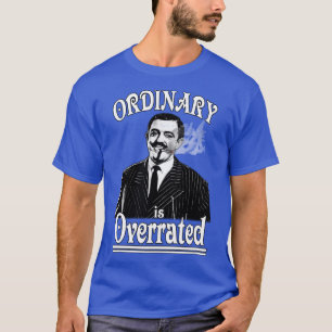 Gomez Addams Gewone is Afgezaagd vrienden T-shirt