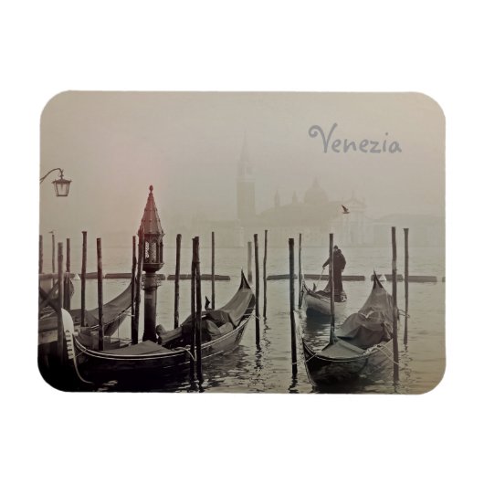 Gondolas in de mist, Venetië, Italië Magneet (Horizontaal)