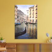 Gondolas in een kanaal, Venetië, Italië Canvas Afdruk (Insitu (Woonkamer))