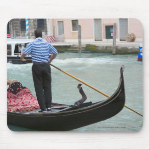Gondolas in het kanaal van Venetië Muismat