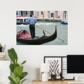 Gondolas in het kanaal van Venetië Poster (Thuiskantoor)