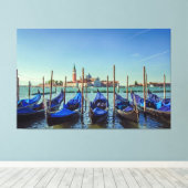 Gondolas in Venetië, Italië Canvas Afdruk (Insitu (Houten vloer))