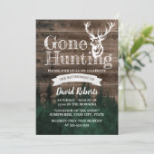 Gone Hunting Rustic Wood Retirement Kaart (Staand voorkant)