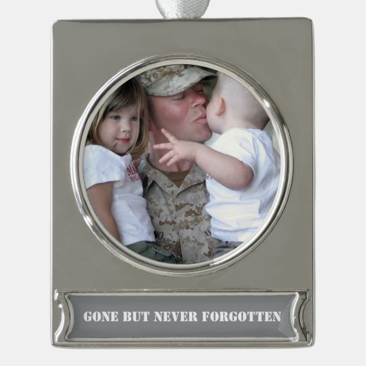 Gone, maar nooit vergeten verzilverd banner ornament (Voorkant)