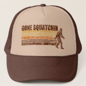 Gone Squatchin  Distress Retro Pet (Voorkant)