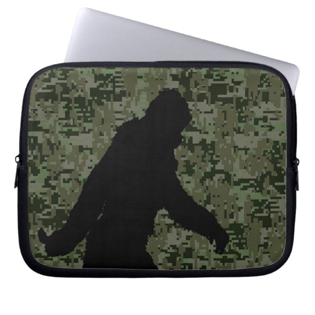 Gone Squatchin for on Olive Digital Camouflage Laptop Sleeve (Voorkant)