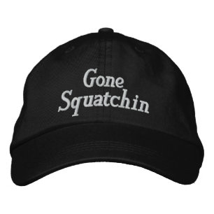 Gone Squatchin Geborduurd Pet