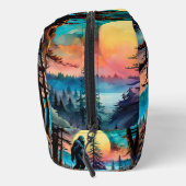 Gone Squatchin' Kleurrijke Sasquatch Landschap Toilettasje (Rechts)