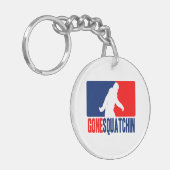 Gone Squatchin League Style Sleutelhanger (Voorkant Links)