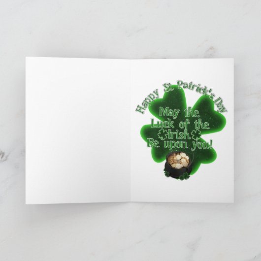 Gone Squatchin' on St. Patrick's Day Kaart (Binnen)