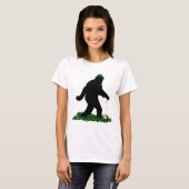 Gone Squatchin' on St. Patrick's Day T-shirt (Voorkant volledig)
