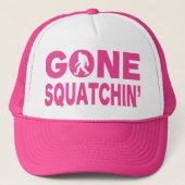 Gone Squatchin' Pink Trucker Hat Trucker Pet (Voorkant)