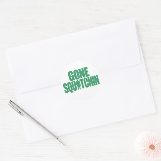 Gone Squatchin Ronde Sticker (Envelop)