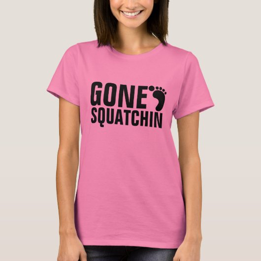 GONE SQUATCHIN T-SHIRT PINK (Voorkant)