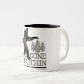 Gone Squatchin Tweekleurige Koffiemok (Voorkant rechts)