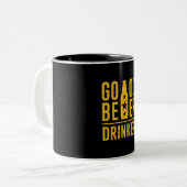 Good Beer Drinker Tweekleurige Koffiemok (Voorkant links)