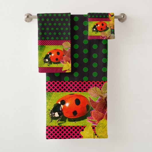 Good Fortune Bug Green Red Ladybug Bad Handdoek (Insitu)