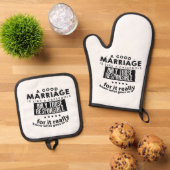 Good Marriage is Like a Casserole Ovenwant & Pannenlap Set (Top down)