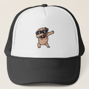 Good Mood Pug met zonnebril Dabbel Trucker Pet