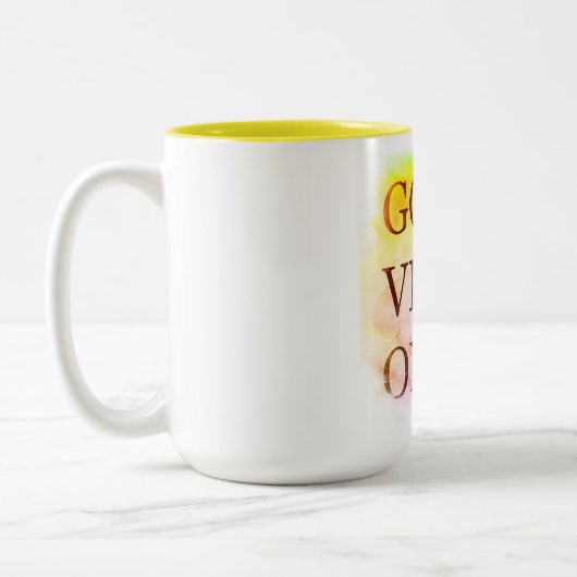 Good Vibes 15 oz Two-Tone Mok (Links)