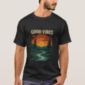 "Good Vibes Natuur T-Shirt Design – Serene Sunset (Voorkant)