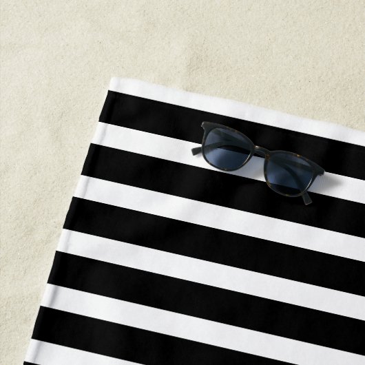 Good Vibes Only Zwart & Wit Gestreept Modern Strandlaken (In situ)