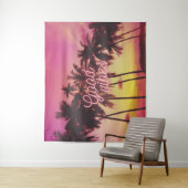 Good Vibes Tropical Pink Sunset Beach Palm Tree Wandkleed (In situ)