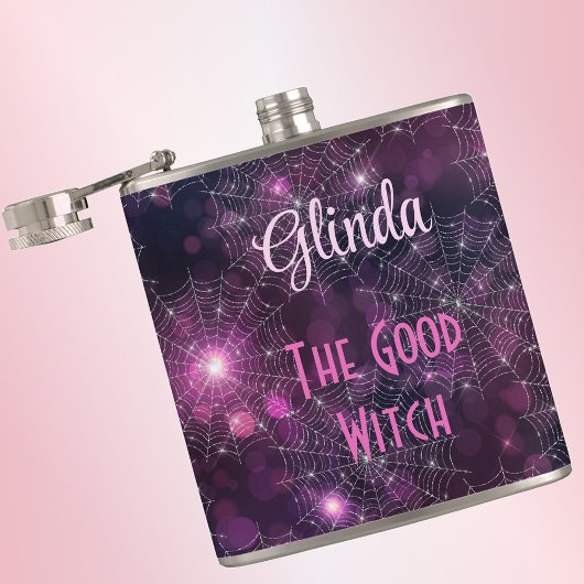 Good Witch Halloween Naam op 6oz Vinyl Wrapped Heupfles