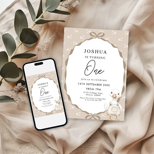 Goose First Birthday Invitation in Neutral Beige Kaart