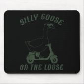 Goose Silly On The Loose Scooter Funny Animal Men Muismat (Voorkant)