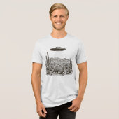 Gordeldier UFO Alien Ontvoering Woestijn Scene Tri-Blend Shirt (Voorkant volledig)
