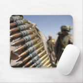 Gordels van 50-kalibermunitie muismat (Met muis)