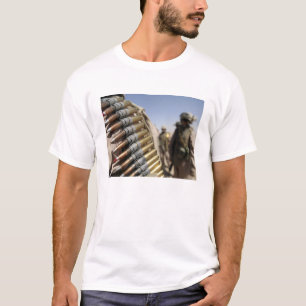 Gordels van 50-kalibermunitie t-shirt