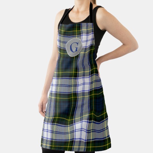 Gordon Dress Tartan Pset Monogrammed Schort (Insitu)