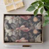 Gorgeous Floral Pattern on Dark Background Tissuepapier (Geschenk)