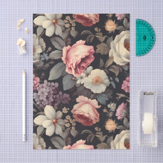 Gorgeous Floral Pattern on Dark Background Tissuepapier (Craft)
