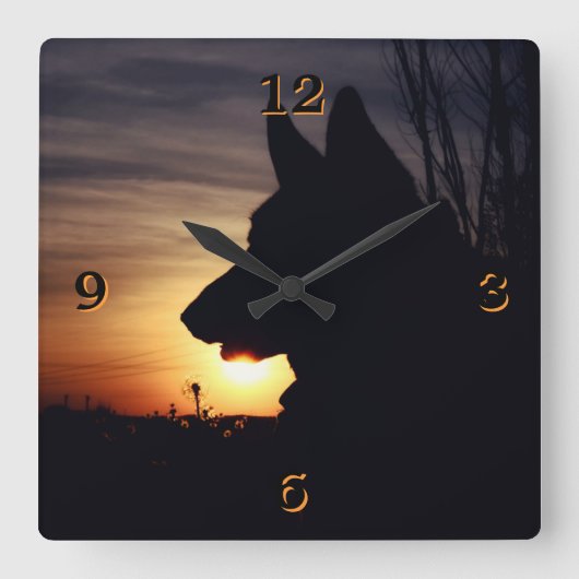 Gorgeous German Shepherd Silhouette Wall Clock Vierkante Klok (Voorkant)