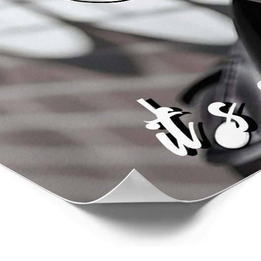 Gorgeous Woman in City with Sunglasses and Quote Poster (Hoek)