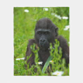 Gorilla Baby die in de gras schuilt Fleece Deken