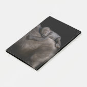 Gorilla Baby die op de rug van mama rondhangt Post-it® Notes (Schuin)