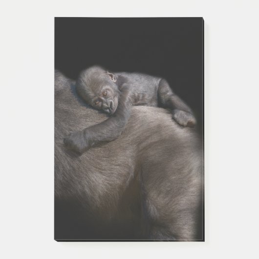 Gorilla Baby die op de rug van mama rondhangt Post-it® Notes (Voorkant)