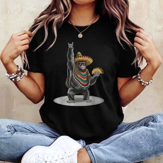 Gorilla die taco draagt t-shirt