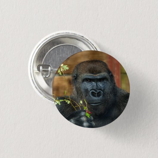 Gorilla en zijn bessen ronde button 3,2 cm (Voorkant /achterkant)