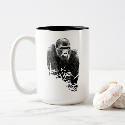 Gorilla Lope Digitale Outline Kunst Tweekleurige Koffiemok (Met donut)