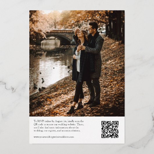 Gossamer Overlay Foto QR Informal Wedding Gold Folie Uitnodiging (Achterkant)