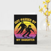 Got Ped By My Daughter Funny Skiing Family Kaart (Gele Bloem)